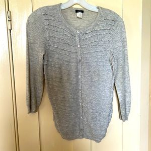 J Crew summer weight sweater in heather gray.  Adorable detail!